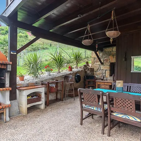 Caserio Urikosolo Летний дом *